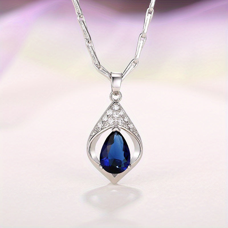 Collar de plata de ley con circonita azul en forma de lágrima