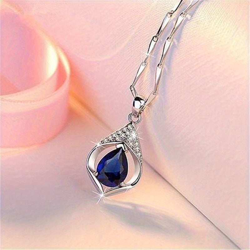Collar de plata de ley con circonita azul en forma de lágrima