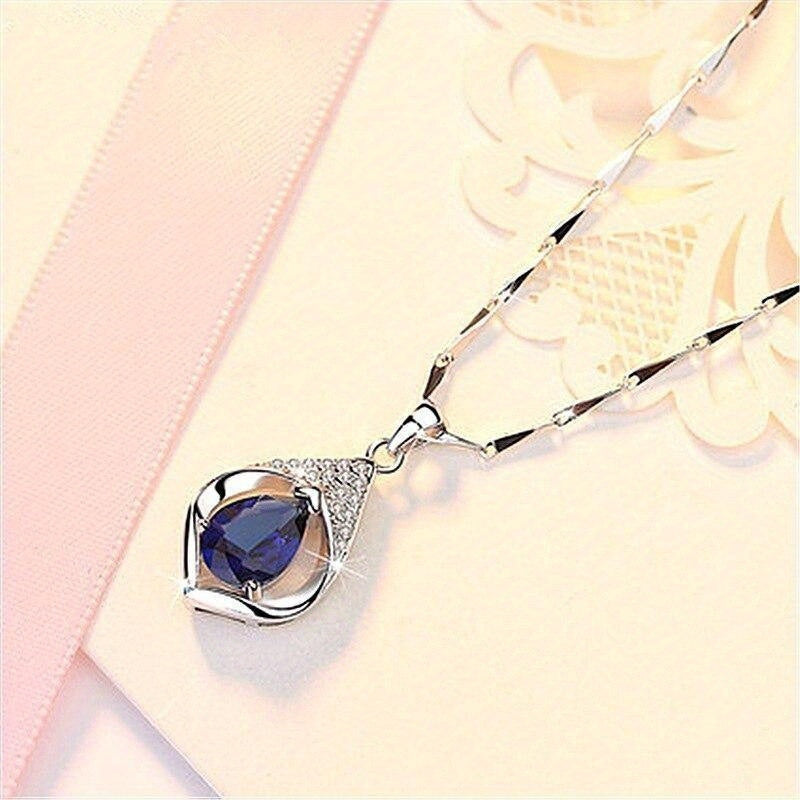 Collar de plata de ley con circonita azul en forma de lágrima