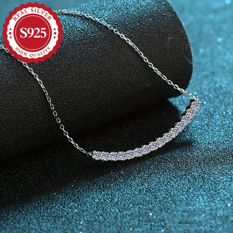 Sonrisa Radiante: Collar con Colgante de Plata Pura S925