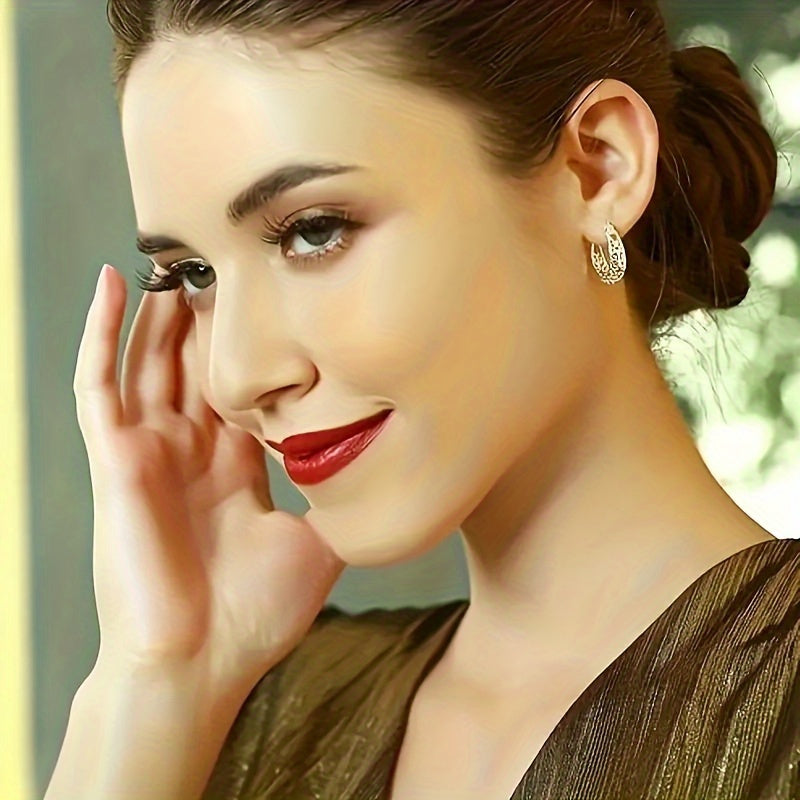 Elegancia Bohemia: Pendientes de Aro Ahuecados de Plata 925