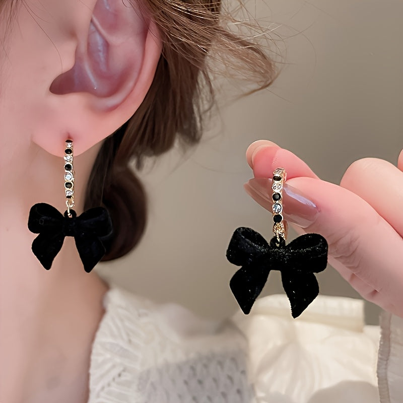 Pendientes colgantes vintage de terciopelo negro con lazo