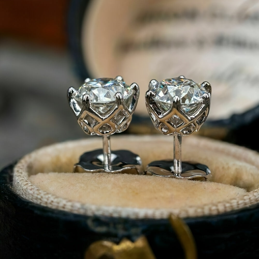 Pendientes de moissanita Radiant Elegance