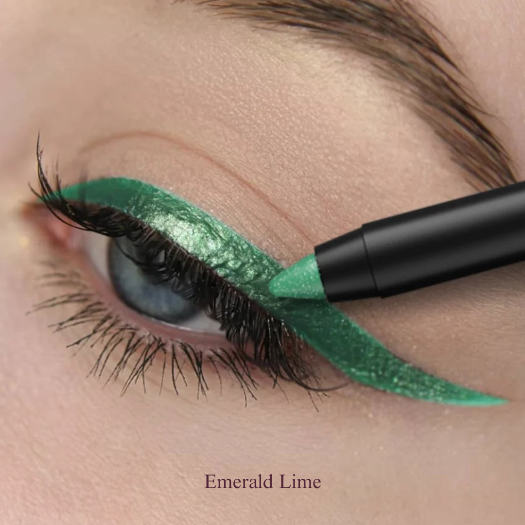 KAFURUX High‑Pigment Waterproof Eyeliner Pen – Pearly & Metallic Smokey in 10 Vibrant Shades (1 pc) - KAFURUX Emerald