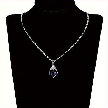 Collar de plata de ley con circonita azul en forma de lágrima