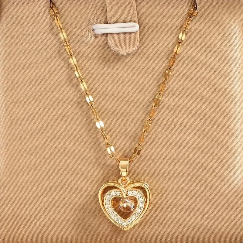 Collar con colgante de corazón de circonita bañado en oro de 18 quilates de inspiración vintage