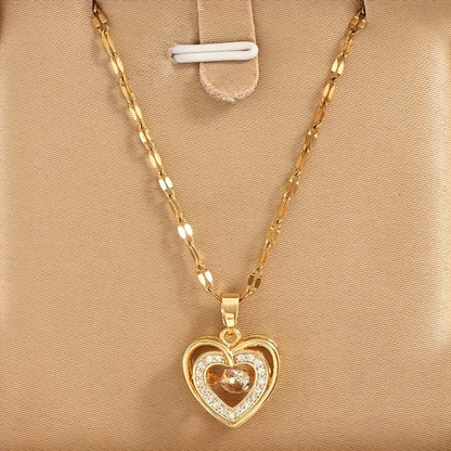 Collar con colgante de corazón de circonita bañado en oro de 18 quilates de inspiración vintage