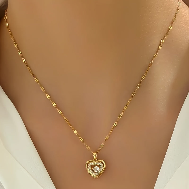 Collar con colgante de corazón de circonita bañado en oro de 18 quilates de inspiración vintage