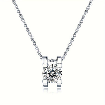 Conjunto Moissanite Sparkle: Pendientes y collar con colgante de plata de ley 925